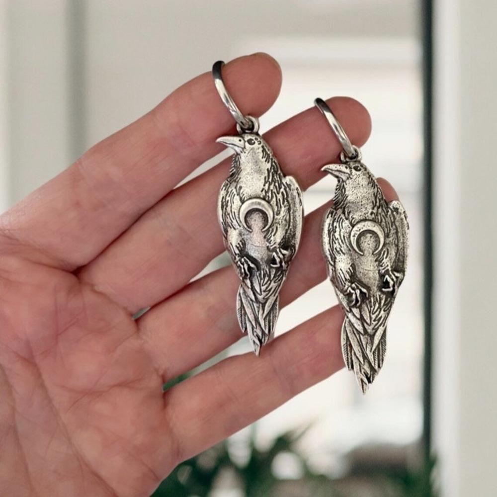 Viking Retro Silver Crescent Moon Raven Bird Dangle Earrings Necklace Set for Men Women Goth Halloween Pagan Witch Jewelry