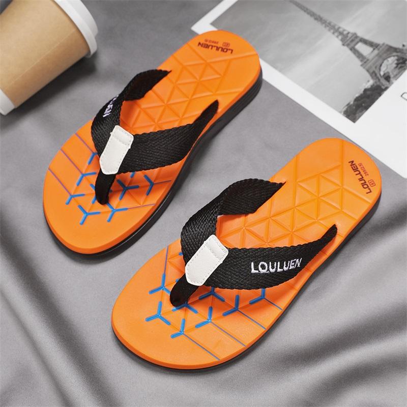 

Горячая Распродажа Мужские шлепанцы Модные мужские пляжные сандалии Мягкие летние тапочки Размер 39-45 2024 Zapatos Hombre 39 шоколадный