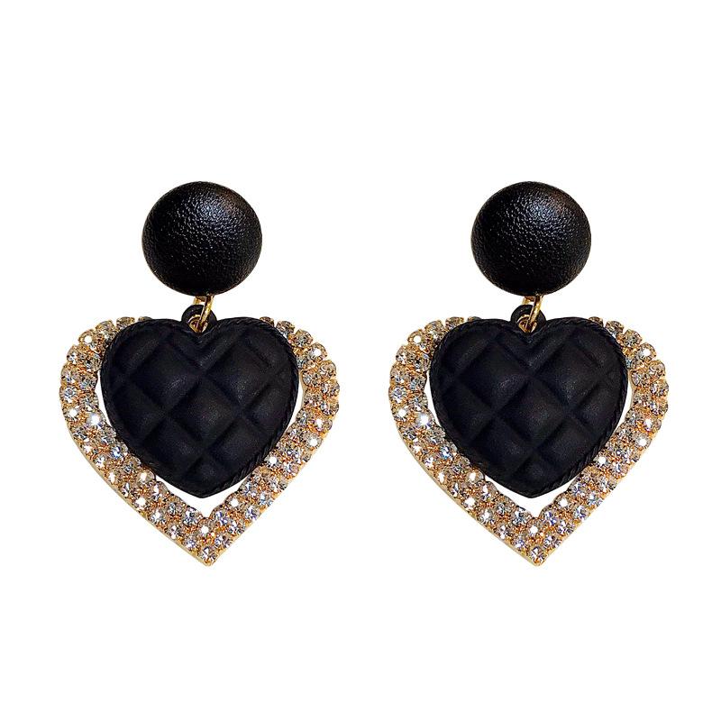 Retro heart simple earrings
