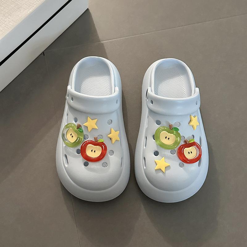 Cute and comfortable apple star hole shoes women's summer new fashion versatile bag head slippers