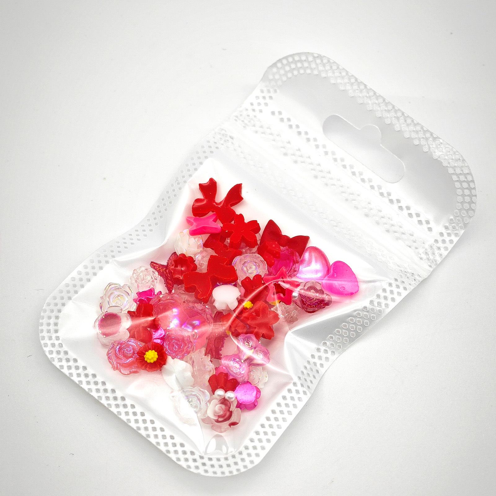 

Festive Red Series: Butterfly & Camellia Nail Art DIY Decorations