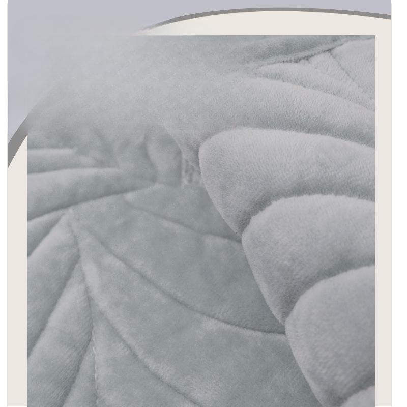 Thickening Sofa Cushion Non-Slip Stain-Resistant Affordable Luxury Style Sofa Cover Universal Cover High-Grade Sofa Slipcover Universal