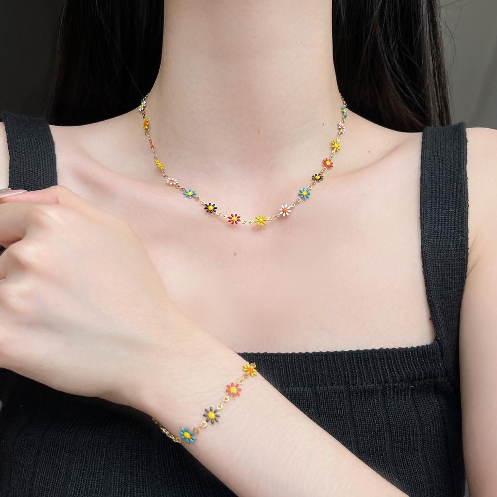 316L Stainless Steel New Fashion Fine Jewelry Refreshing 5 Colors Daisies Flower Charm Chain Choker Necklaces Bracelet For Women