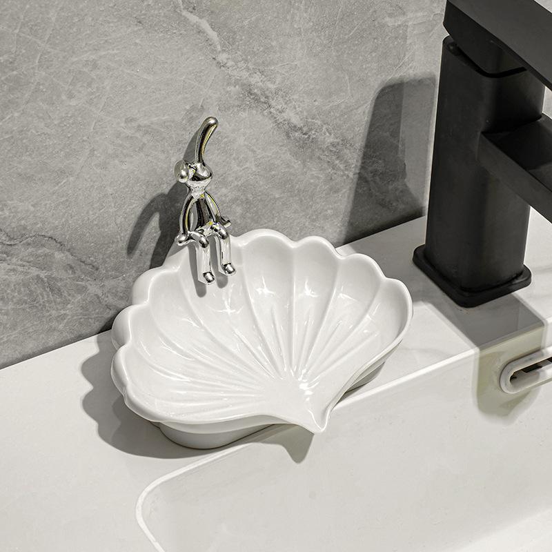 Creative Shell Shaped Soap Dish Bathroom Home Non Slip Soap Holder Cute Drain Soap Box for Dorm