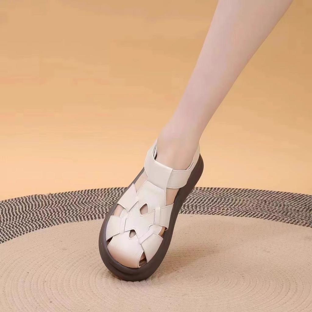 Baotou Retro Sandals Women's Summer New Leather Thick-soled Lightweight and Not Tired Feet Soft-soled Pig Cage Shoes