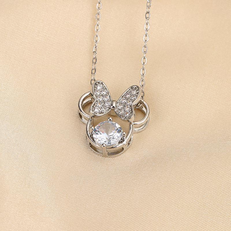 Japonský a korejský luxusní náhrdelník s přívěskem Mickey Mouse pro ženy – Šik kreslený klíčníkový řetízek