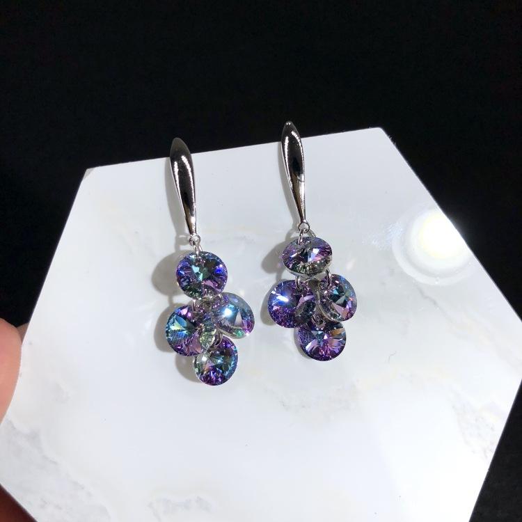 Austrian super flash crystal earrings, stud earrings, niche high-end temperament earrings, long simple earrings, 925 silver needles.