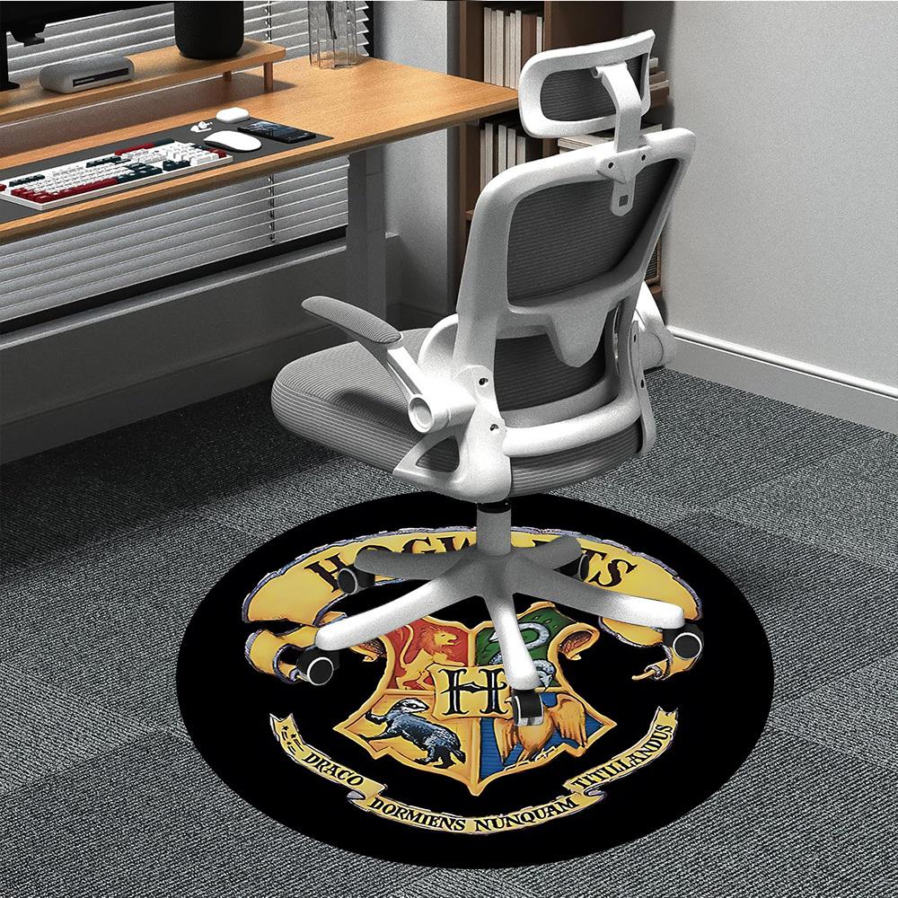 

1pc Hogwarts Crest Chair Carpet for Office - Indoor Non-Slip Washable Polyester Fiber Carpet, Soft Comfortable Mat For Office yy250928023 80cm by 80cm