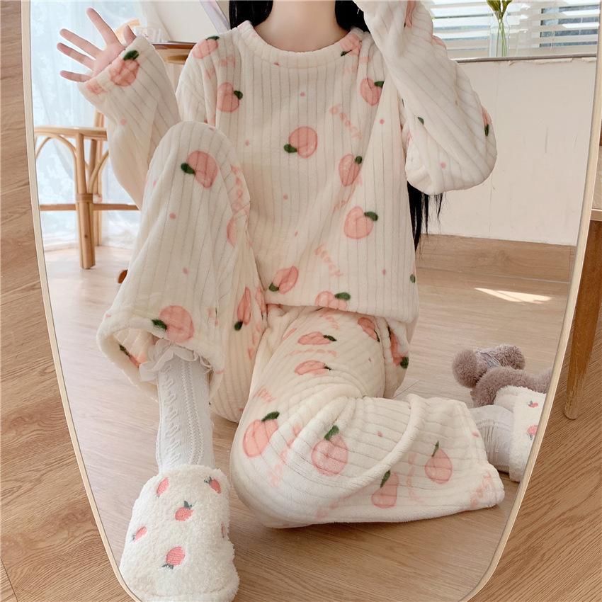2023 Peach Bear Coral Fleece Pajama Set - Cozy Autumn/Winter Two-Piece