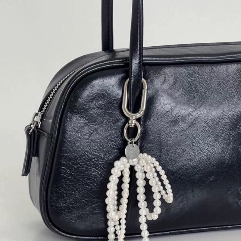 Elegant Beaded Pearls Bowknot Charm Pendant Fashion Key Holder Accessory for Trendy Women Ladies Stylish Outfits