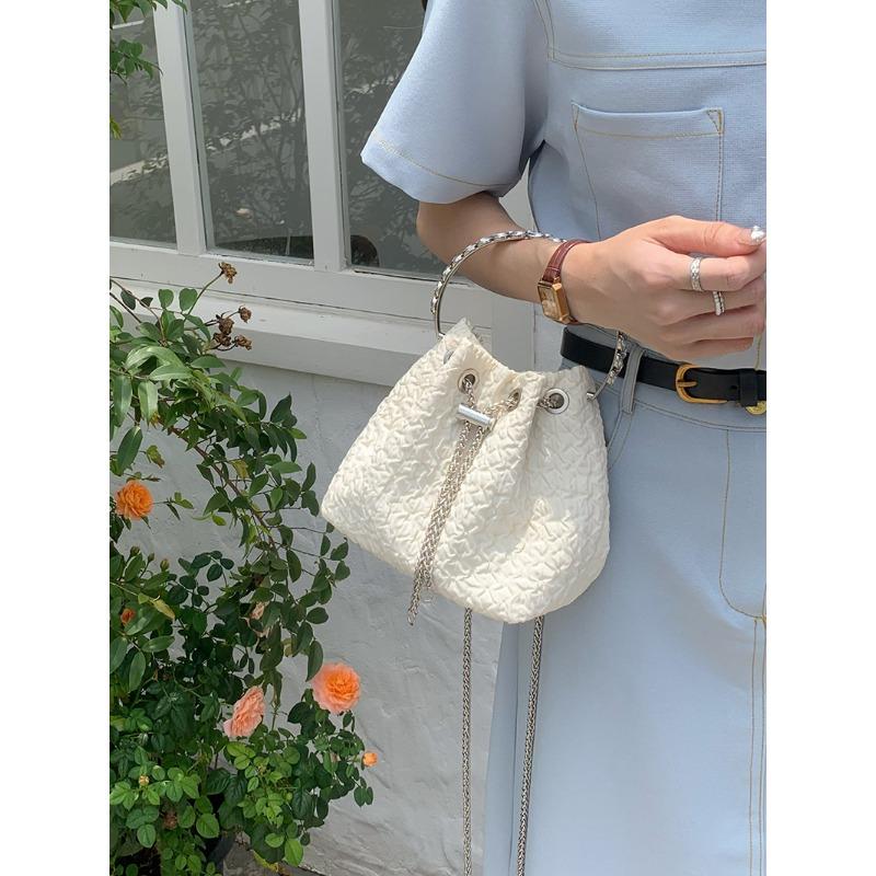 Korean Version of Ins Niche Tote Bag New Fashion Sweet Bucket Bag Chain Bag One-shoulder Crossbody Bag Trendy