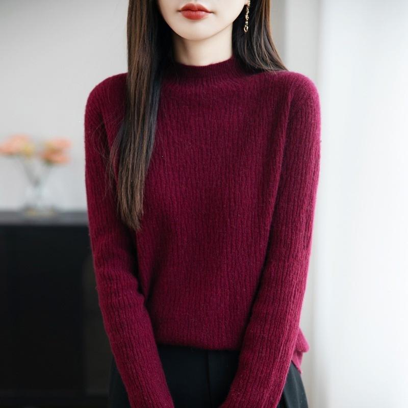 Long-sleeved Pullover Sweater for Women, Fitted and Slimming, with A Semi-high Collar, Knitted Base Layer Top