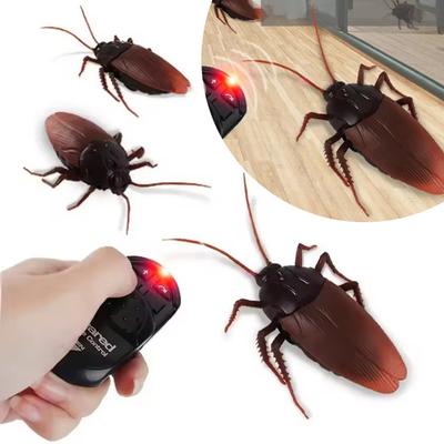 Simulation Remote Control Scary Toy Battery Powered Prank Toy For Home/Office