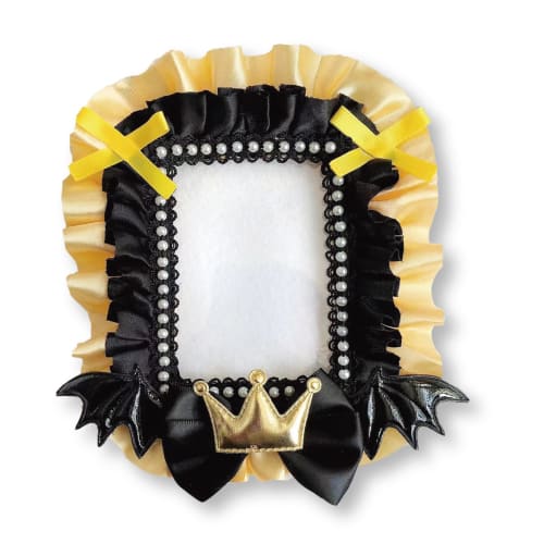 

Devil Trading Card Case, Yellow, Ribbon, Card Holder, Hard Case, Storage, Yellow, K-Pop, Anime Fan, Anime Merchandise Display