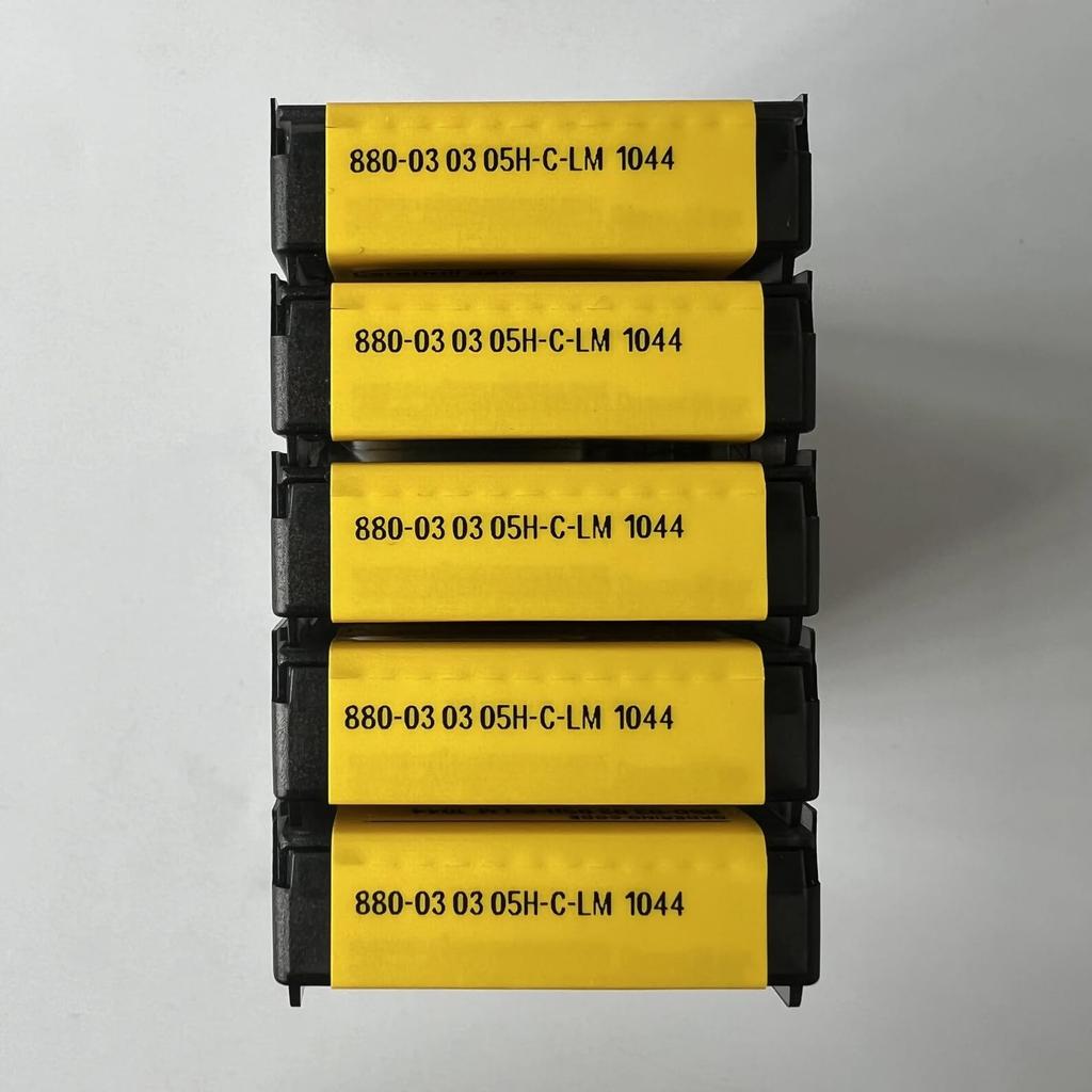 Original Sandvik / 880-030305H-C-LM 1044 / CNC lathe carbide blade 10 PCS