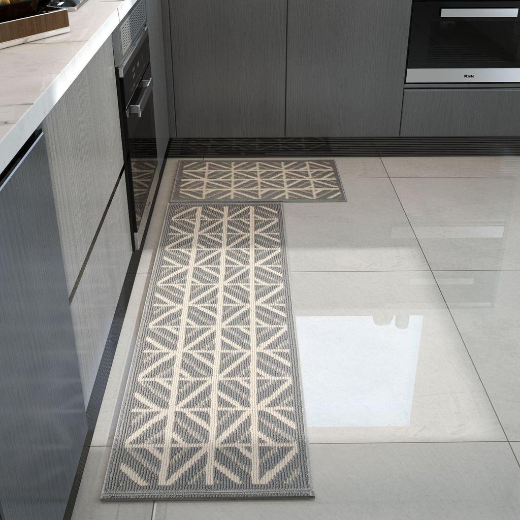 Comfortable, Non-Slip, Stain-Resistant Kitchen & Bedside Floor Mat: Water-Absorbent, Easy-Clean, Formaldehyde-Free