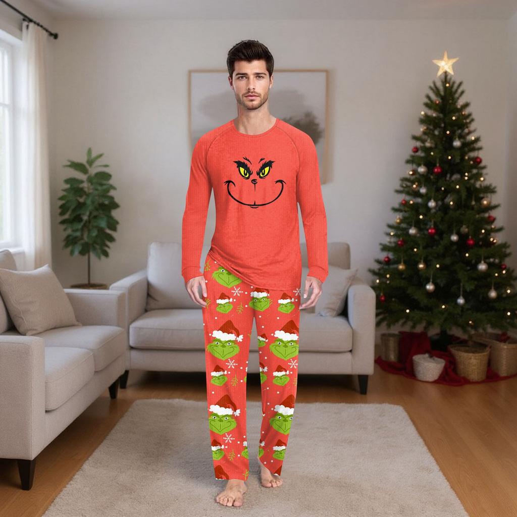 Passende Familiensets mit Weihnachtsmotiven, Langarmshirts und Hosen