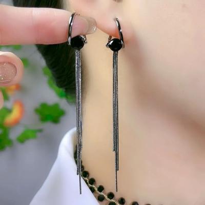 A Niche Style Black Rhinestone Long Tassel Earring with Earrings A Goddess Style High-end Earrings Winter Earrings