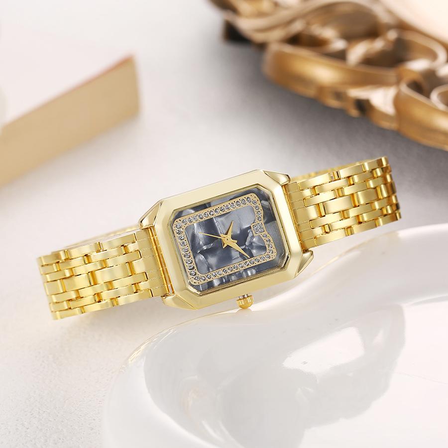 Fashionable and Luxurious Rectangular Dial Alloy Quartz Watch for Women, Suitable for Daily Wear, Christmas Gift