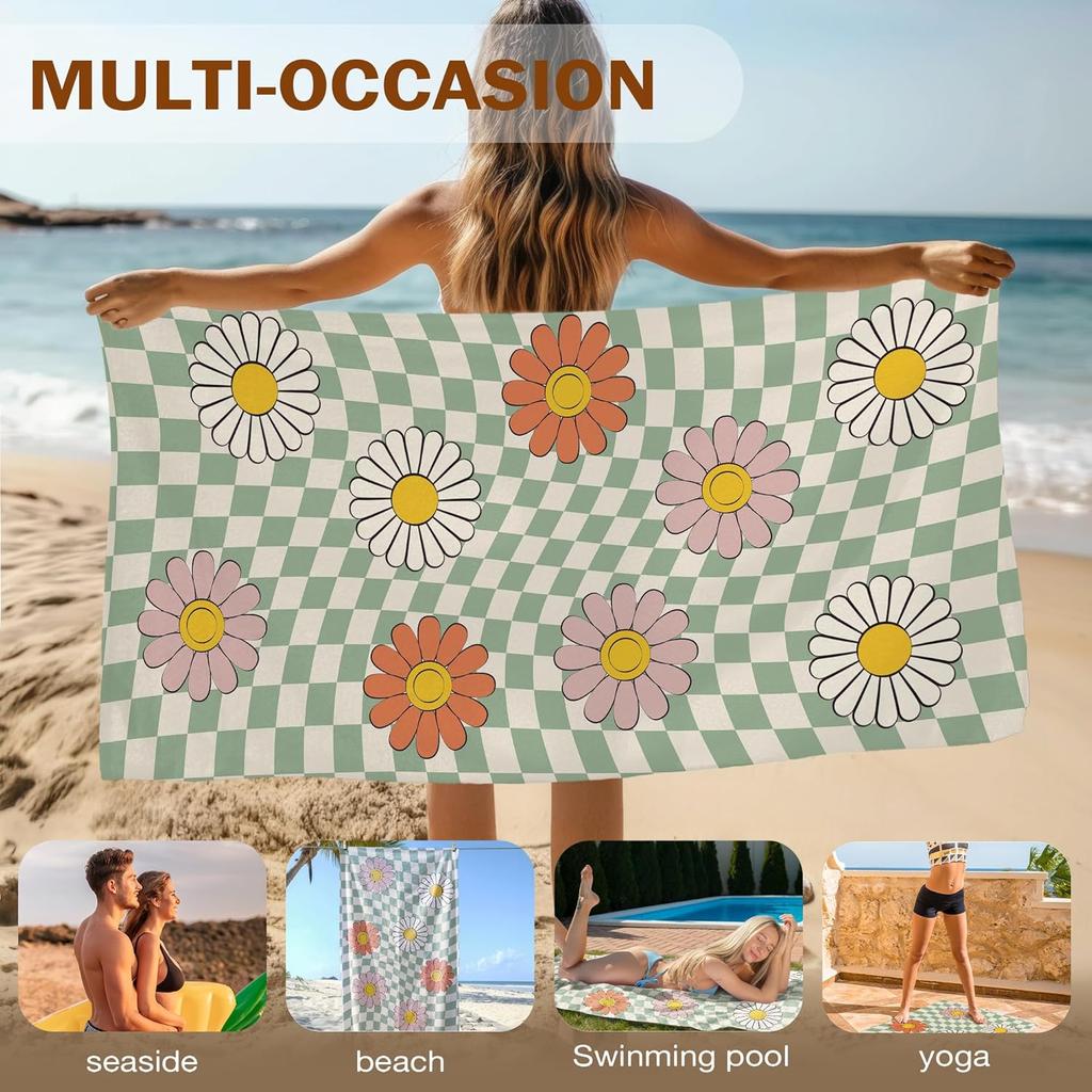 Green Checkered Daisy Floral Beach Towel, Checkered Daisy Pool Towels, Groovy Flower Preppy Large Beach Bath Travel Towels for