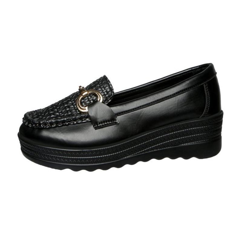 Women's Plus Size Slip-On Loafers, Platform Block Heel Casual Flats with Metal Buckle