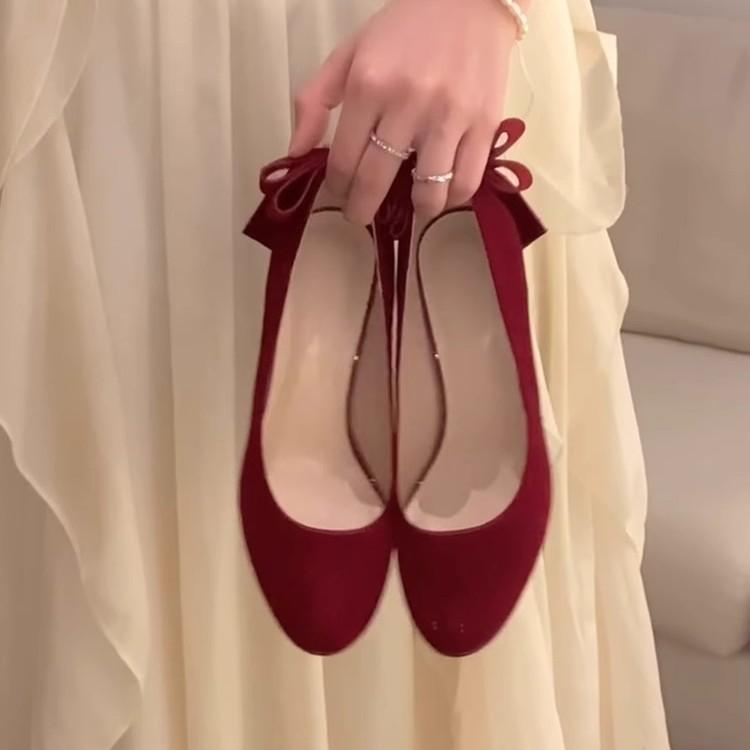 

2025 wedding shoes round head velvet single shoes women s medieval bow high heels 34