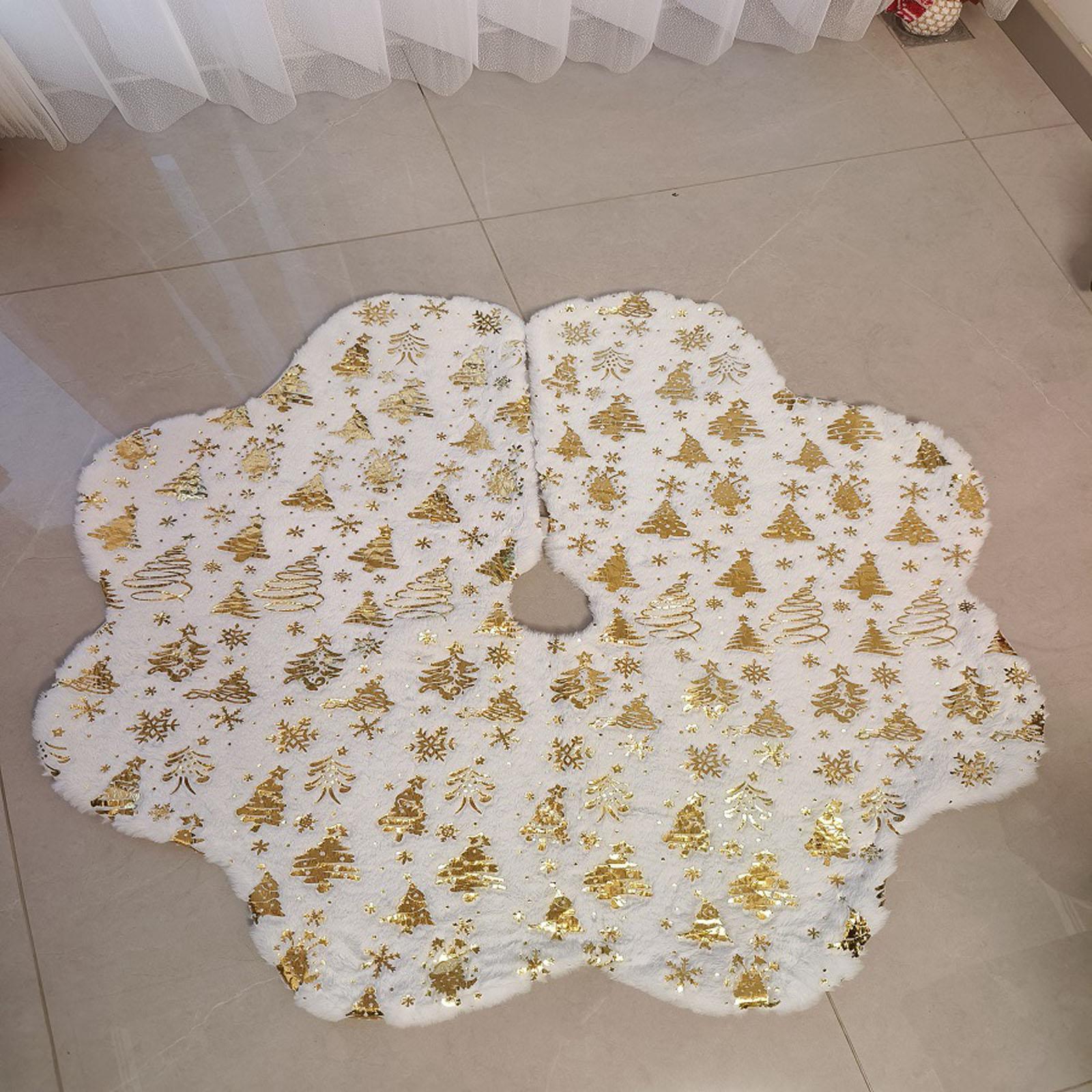 Christmas Tree Skirt Decorative Holiday Tree Base Cover with Festive Pattern for Seasonal Home Decoration Indoor Use One Size