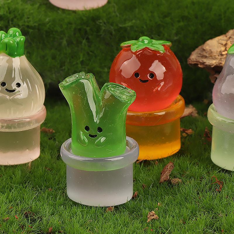 Noctilucent Moss Vegetable Potted Plant Landscape Miniature Figurines Ornament Diy Doll House Decoration Car Ornament Gifts
