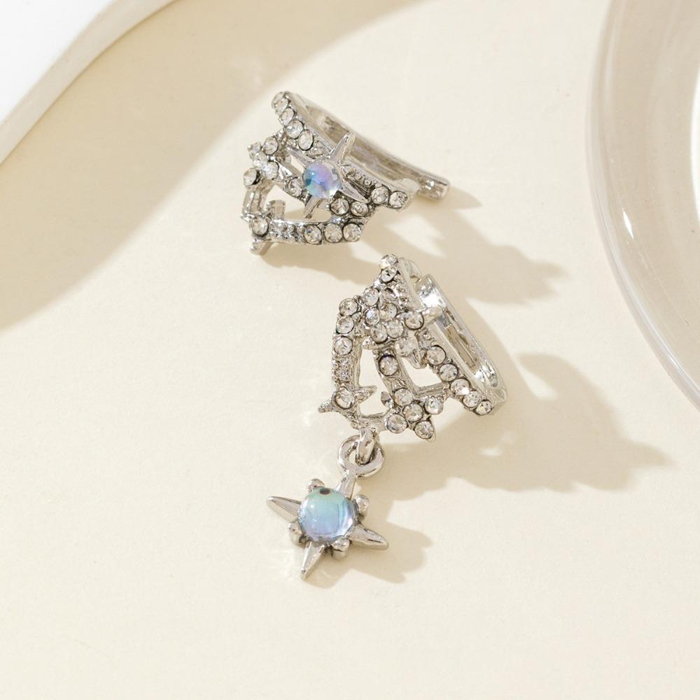 Minimalist Asymmetric Clip‑on Ear Cuff No Piercing Silver Color Paved Zircon Star Clip Earrings for Women Fashion Party Jewelry