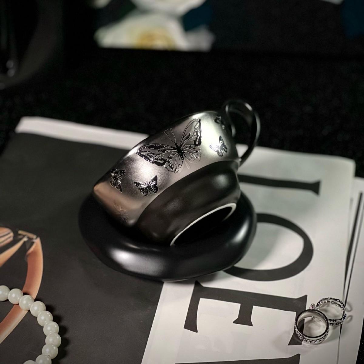 

Темно-срібна метелик підвісна сережка кавова чашка блюдце високе відчуття чашка для післяобіднього чаю ретро простий стиль домашня чашка 240ML