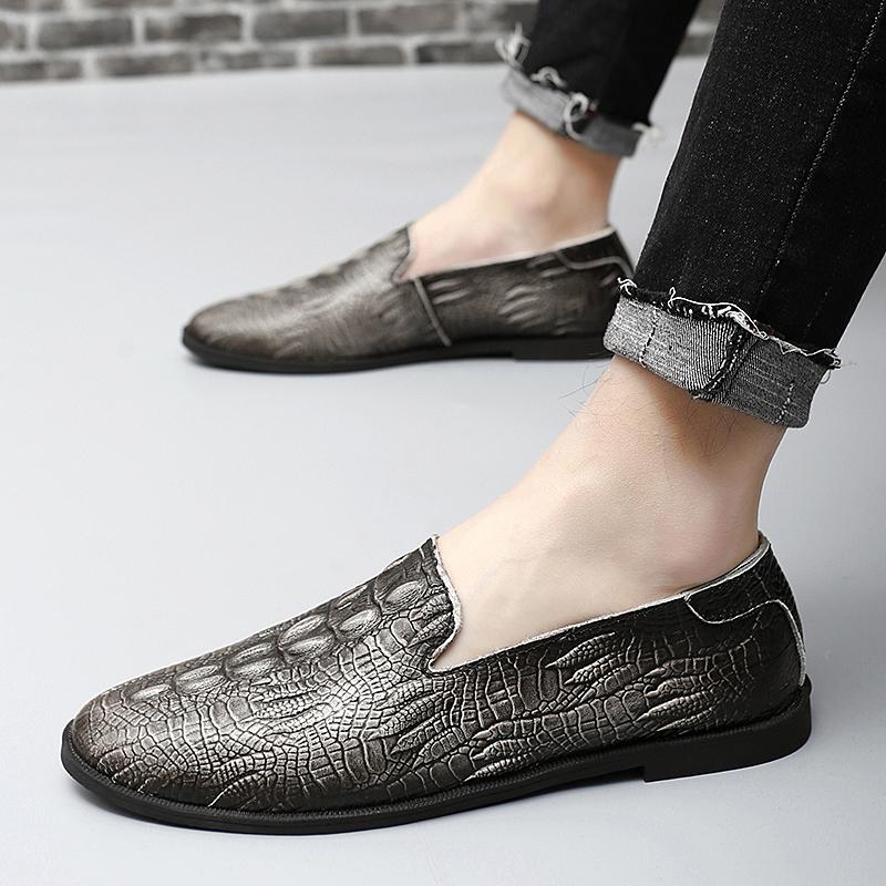 Fashion2024 Men Loafers Shoes Driving Fashion Boat Footwear Man Brand Leather Moccasins Shoes Men Comfortable Drive Men's Casual Shoes