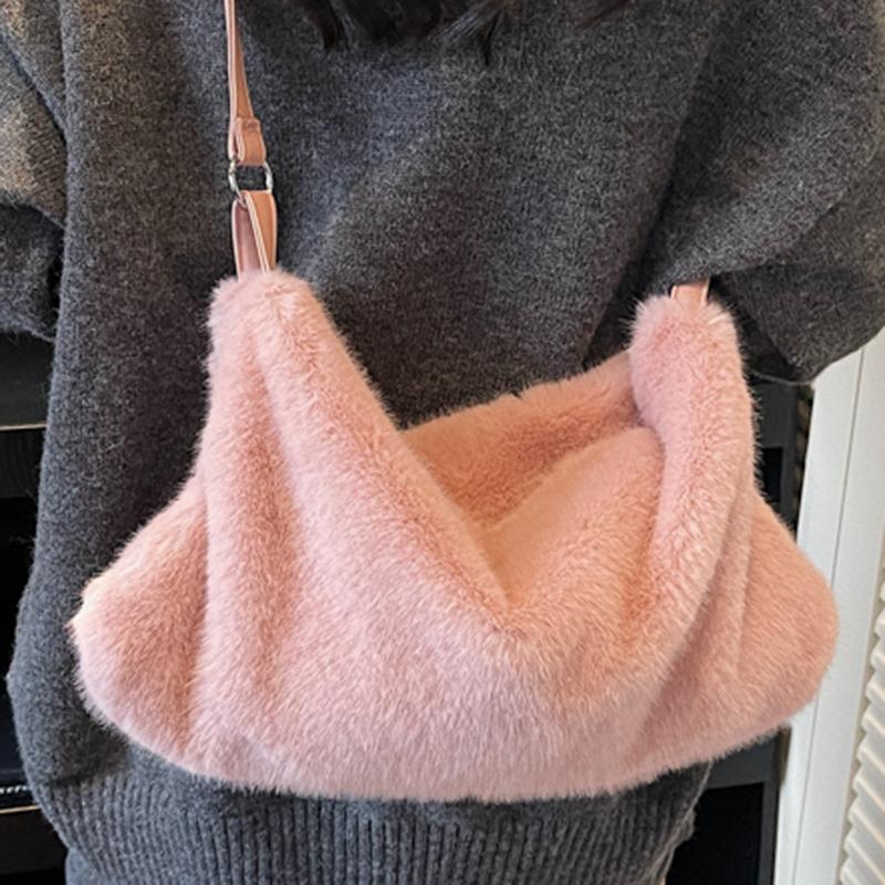 Casual plush bag women's autumn and winter new fashion simple niche fluffy shoulder bag women