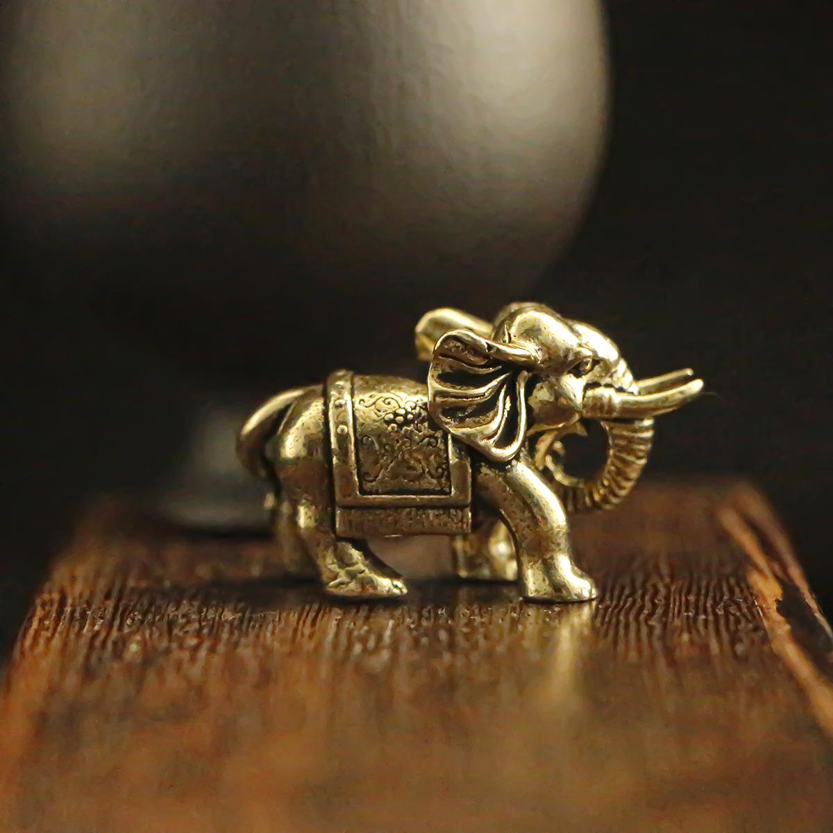 

Латунная антикварная фигурка слона богатства - Благоприятное украшение стола Жуи