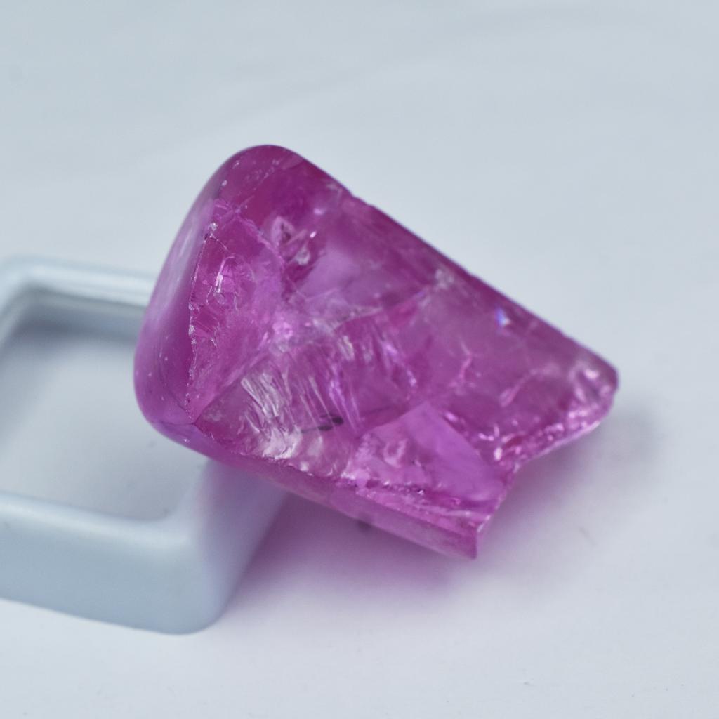 Natural Pink Zircon Loose Gemstone 129.20 ct Raw Uncut Rough for Lapidary and Gem Collections