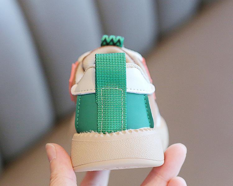 Children's Skate Shoes - 2025 Spring/Autumn Non-slip Soft Sole Casual Sports Shoes for Boys & Girls