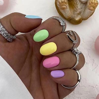 Summer Fresh Short Oval Cute Multi-color Rainbow Small Fresh Wearing Nail Piece
