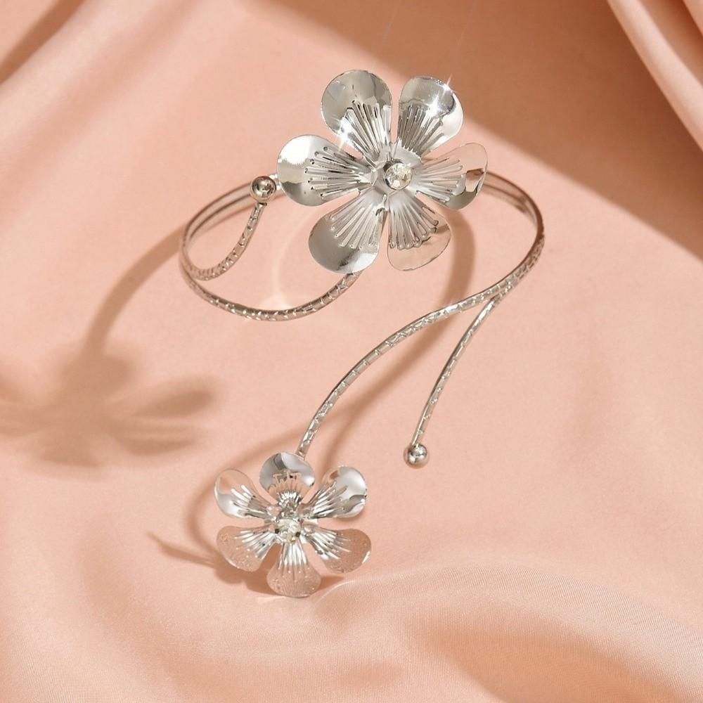 Adjustable Flower Bracelet Floral Armband Exquisite Open Arm Bangle Hand Jewelry
