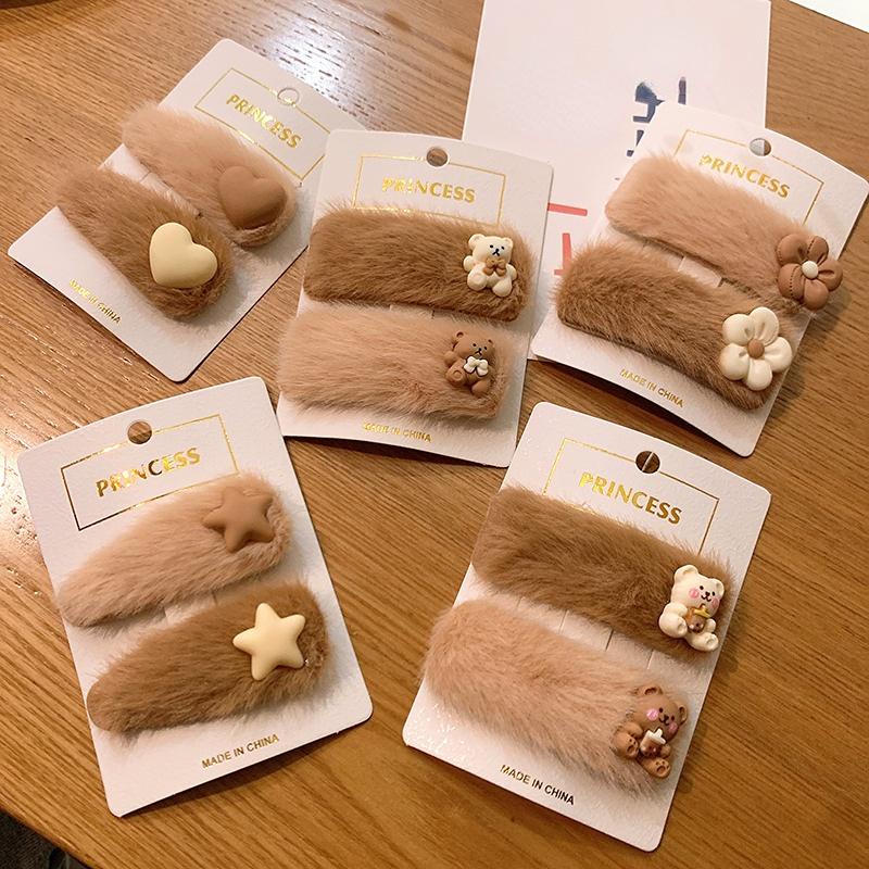 

Симпатичный медведь Цветочные заколки для волос для девочек Корейские дети Осень Зима Плюшевые волосы Barrettes Головной убор Детские аксессуары для волос