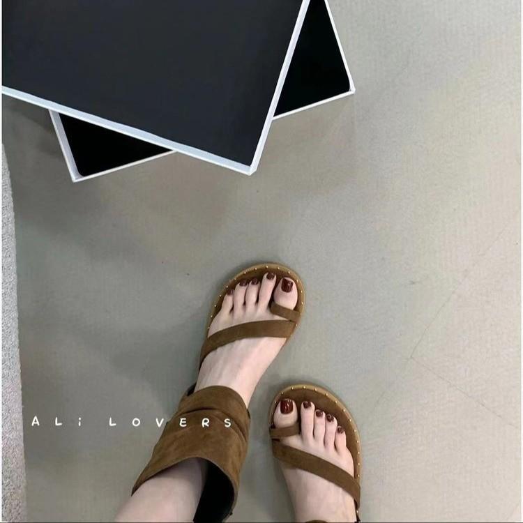 European and American Style Fashion Temperament Hollow Toe Herringbone Cool Boots Women's 2024 Summer Versatile Niche Sleeve Comfortable Sandals