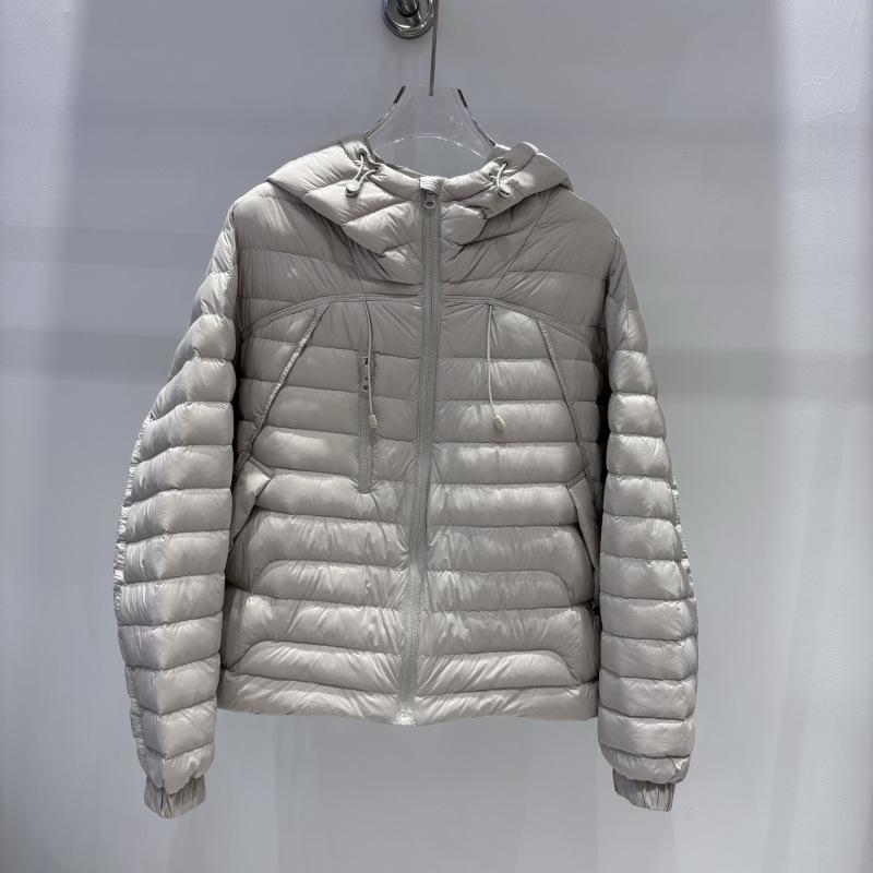 Fashion Light and Thin White Duck Down Jacket Women's Short Winter Loose and Versatile and Thin Warm Jacket