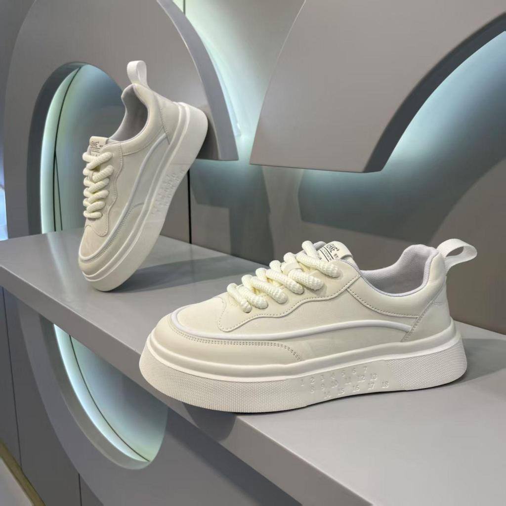 Summer 2025 Men's Breathable Sneakers, Versatile White Casual Sports Shoes with Thick Soles