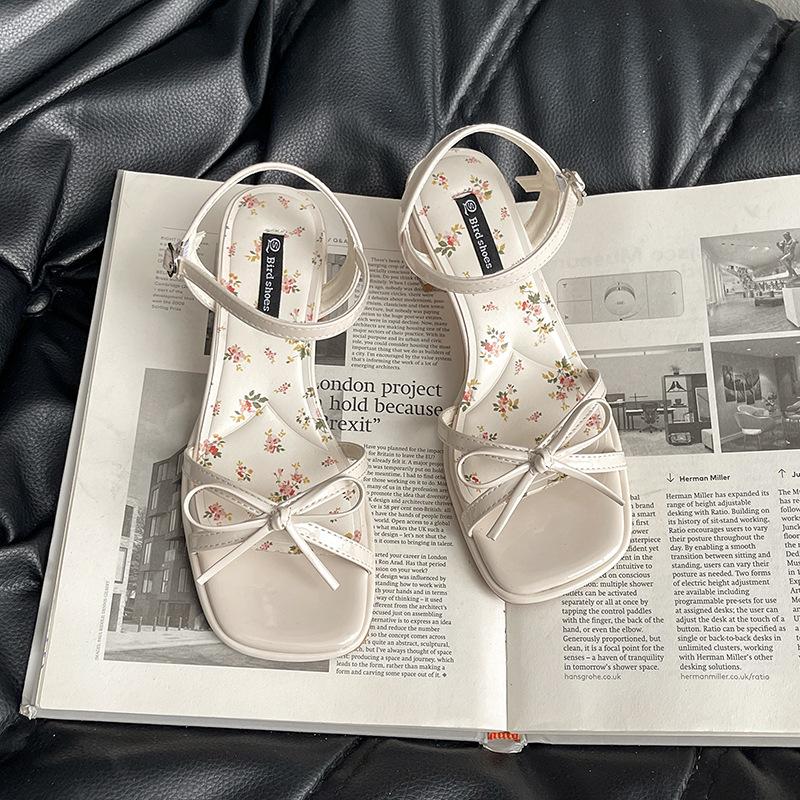 

Модные шлепанцы на высоком каблуке лето новые тонкие ремешки с открытым носком ремешки с пряжками босоножки на среднем каблуке женские 40 бежевый