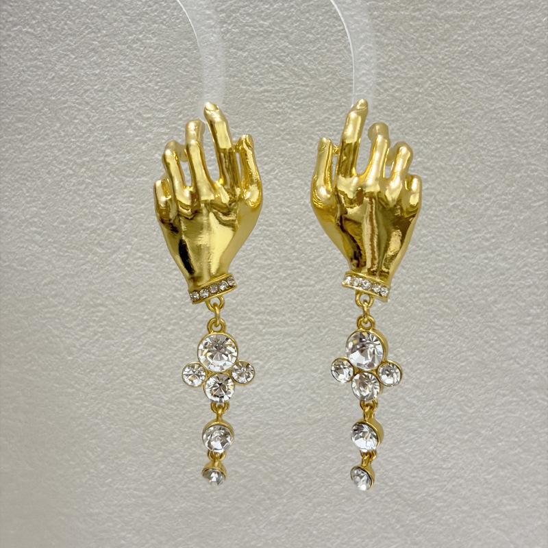 Vintage Creative Hand Shape Dangle Earrings For Women Fashion Gothic Jewelry Crystal Tassel Pendant Earrings Accessory Gift
