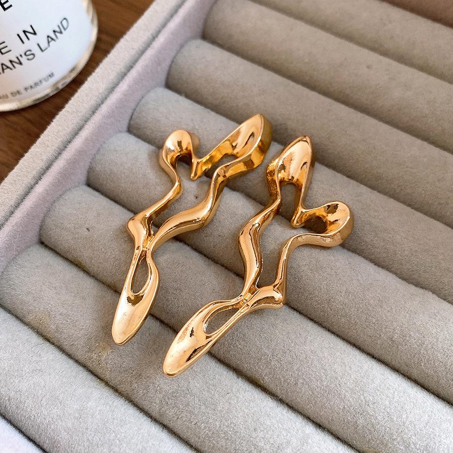 Metal Geometric Hollow Pendant Earrings Fashion Luxury Ear Jewelry