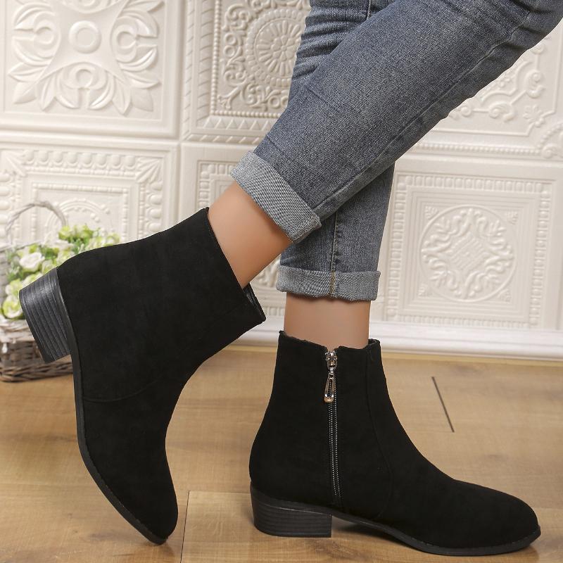 Autumn Women's Short Boots Fashion Outdoor 2025 New Chelsea Boots Retro Casual Ankle Boots Female Platform Suede Leather Shoes