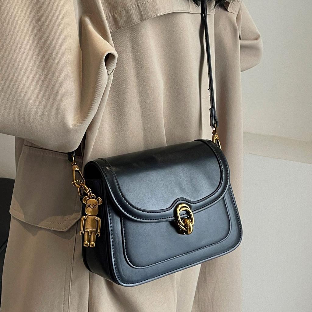 Niche fashion bag women's 2025 new Korean version retro texture small square bag contrasting color casual shoulder messenger bag tide