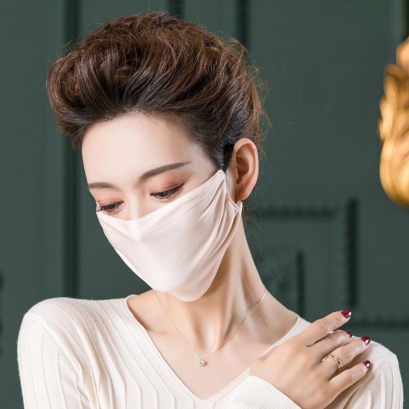 

Унисекс Однотонная Пылезащитная Маска из Чистого Тутового Шелка с Ушными Петлями One Size грязно-белый