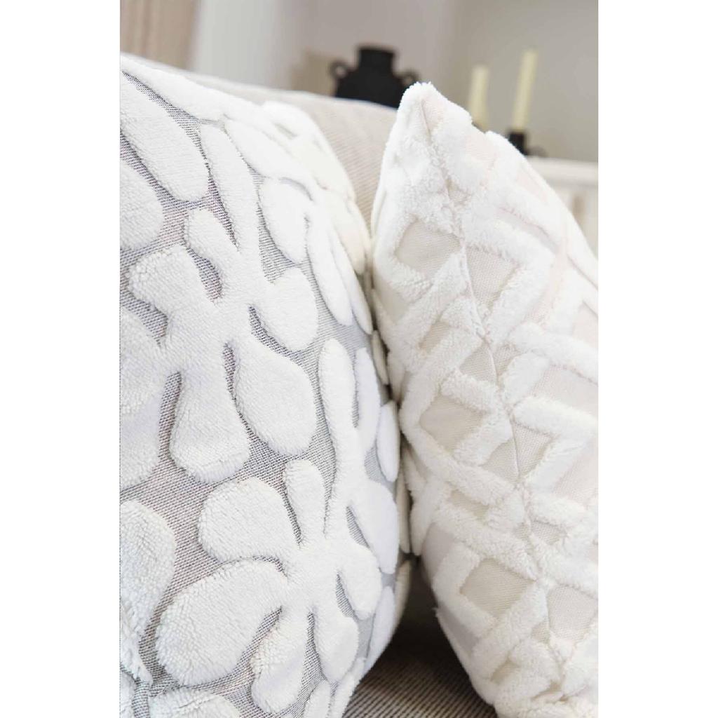 Set Of 2 Punch Embroidered Tufting Throw Pillow Covers 43*43 Cm - Classic