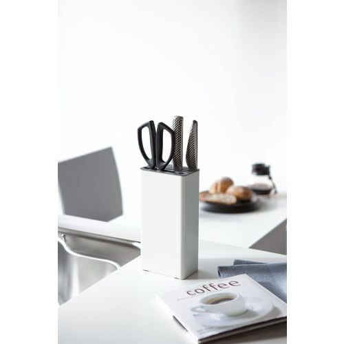 Stojan na kuchyňský nůž a nůžky Yamazaki Jitsugyo bílý Přibl. Š11 x H7 x V22,3 cm Stojan na talířový nůž Držák na nože 3511