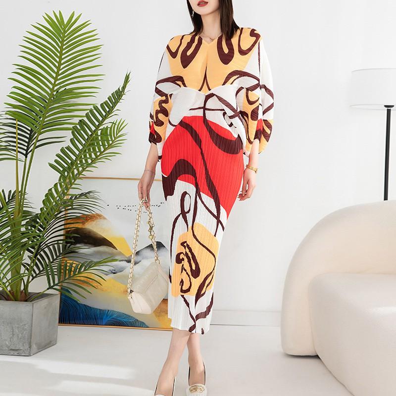 Elegant Pleated Print Batwing Sleeve Wrap Dress V-Neck Loose Fit Midi To Maxi Length Women